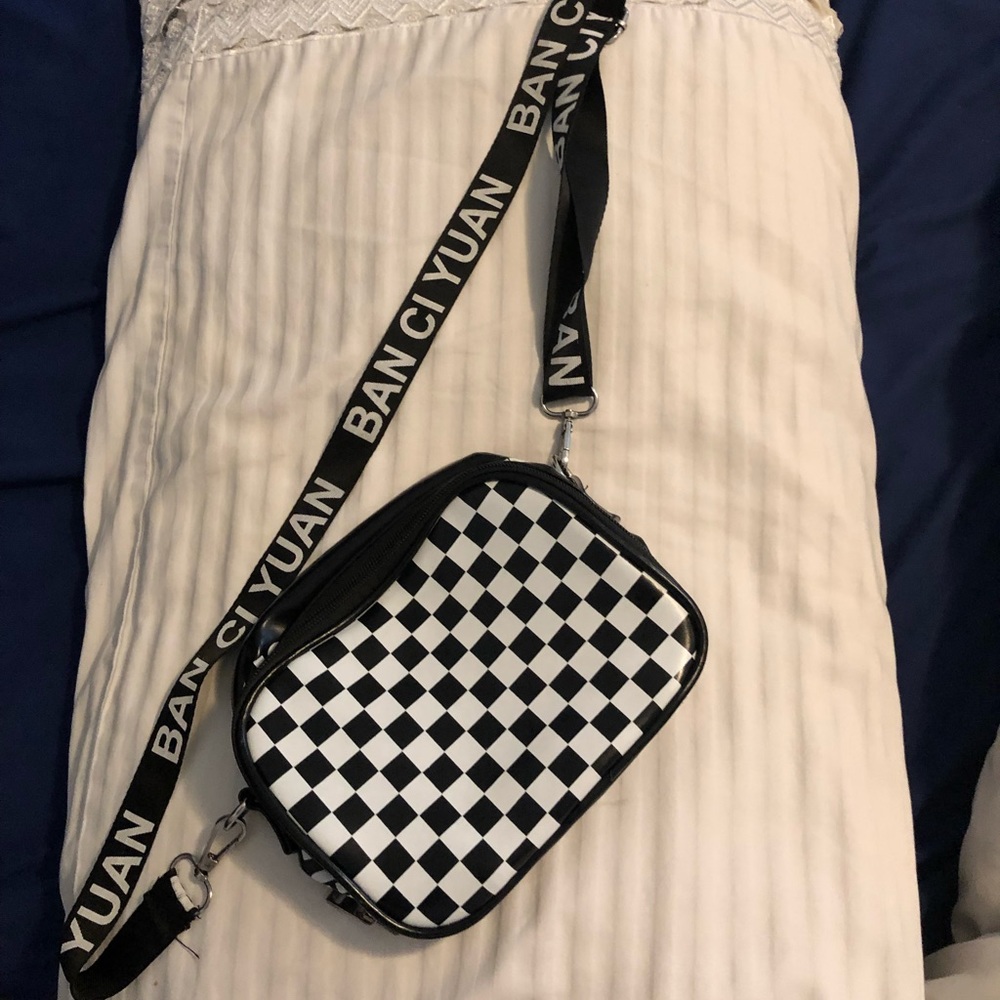 purse/ Fannypack